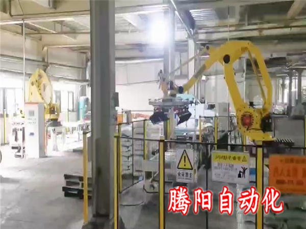 肥料碼垛機(jī)器人農(nóng)業(yè)自動化的新力量